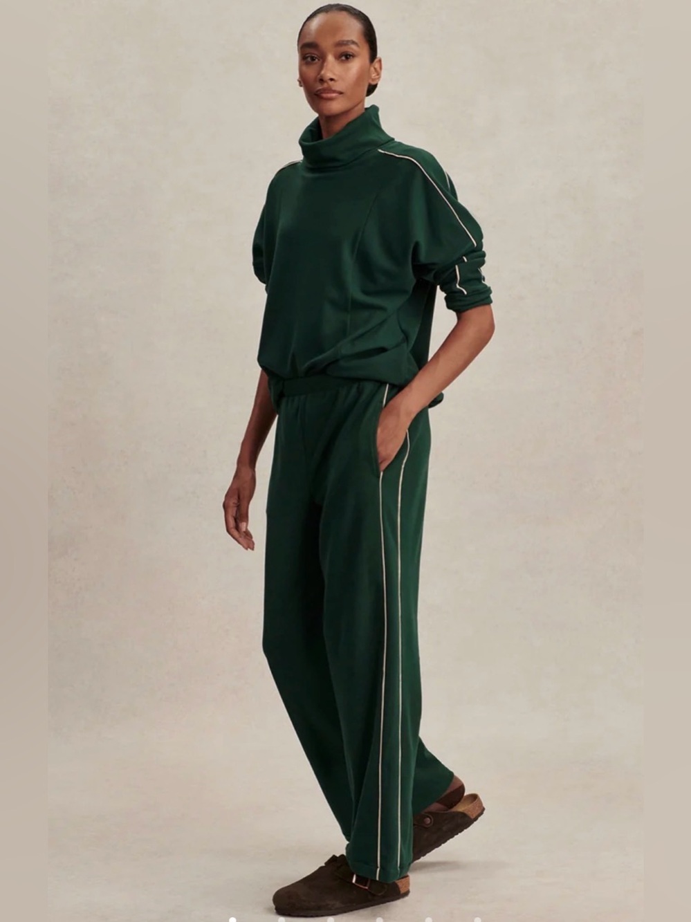 Varley Brushed Rib Pants Wide-Leg 28” 
sz M in Black/Snow white